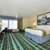 Отель Super 8 by Wyndham Vallejo/Napa Valley, фото 5