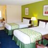 Отель Days Inn by Wyndham DeFuniak Springs, фото 7