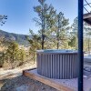 Отель Green Mountain Falls Apt w/ Mountain View, Hot Tub, фото 22