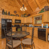 Отель Sugar Shack - One Bedroom Cabin, фото 24