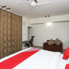 Отель K V Complex by OYO Rooms, фото 8