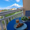 Отель Nice Small Apartment With a sea View, фото 1