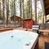 Отель 2BR Alpine Cottage Hot Tub by RedAwning, фото 8