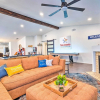 Отель San Antonio Home w/ Hot Tub & Arcade Games!, фото 18