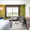 Отель Holiday Inn Express And Suites Parsons, фото 8