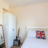 Отель Homely 2 Bedroom House in Kennington With Garden, фото 9