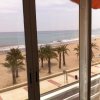 Отель Frente al mar, a 10 metros de la playa, vistas increíbles del mar, reformado 2021 !!!, фото 13