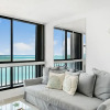 Отель Maria Beach 1BDR Oceanfront Pool Parking, фото 3