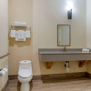 Отель Quality Inn & Suites, фото 9