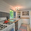 Отель Modern Dog-friendly Bungalow: Near Shanty Creek!, фото 4
