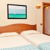 Отель Fantastico Baia de Bahas Residence Sea View 2 Bedroom Sleeps 6, фото 12