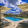 Отель Palatial Villa In Ladici With Pool, Tennis Court, фото 16