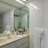 Отель Castle Beach Suites by Vacation Media, фото 9