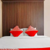 Отель OYO 91593 San San Rooms Apartment Gunung Putri Square, фото 14