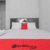 Отель RedDoorz Syariah near Wisata Situ Gunung Sukabumi, фото 4