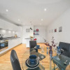 Отель 2 Bed Executive Apartment Near Camden Market with WiFi, фото 13