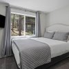 Отель 2 Killdeer Home features Private Hot Tub and Bikes to Explore Sunriver by RedAwning, фото 7
