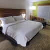 Отель Holiday Inn Express & Suites Welland, an IHG Hotel, фото 7