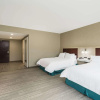 Отель Hampton Inn Newport, фото 4