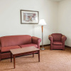 Отель Comfort Suites near Indianapolis Airport, фото 12