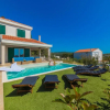 Отель Villa Eni, фото 1