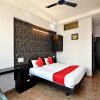 Отель OYO 22643 Hotel Majestic Deluxe Lodging, фото 7