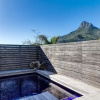 Отель Spacious Apartment With Pool in Camps Bay, фото 20