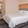 Отель Holiday Inn Hotel & Suites Raleigh-Cary I-40 @Walnut St в Кэри