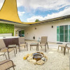 Отель Vacation Home w/ Hot Tub & Pool: Near Joshua Tree!, фото 25