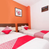 Отель OYO 1251 Residence 8, фото 4