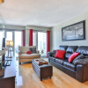 Отель Downtown Studio in Dundas Square, фото 11