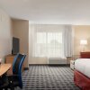 Отель TownePlace Suites by Marriott Janesville, фото 11