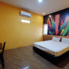 Отель OYO 93165 Nur Homestay Syariah, фото 3