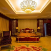 Отель Holiday Inn Sea View Qinhuangdao, фото 2