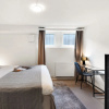 Отель Sanders Charm - Cozy 1-bdr Apt With Shared Garden, фото 3