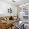 Отель Bright 4 bed 2 bath house near Pinewood, фото 8