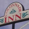 Отель Colonnade Inn в Линдонвилле