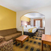 Отель Quality Inn & Suites, фото 5