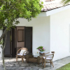 Отель Villa Irini by JJ Hospitality, фото 1