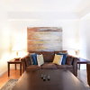 Отель Bluebird Suites at Boylston, фото 2