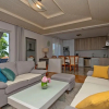Отель Awesome Home in Makarska With Wifi and 3 Bedrooms, фото 4
