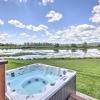 Отель Mcminnville Wine Country Home w/ Hot Tub + Deck, фото 14