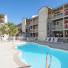 Отель Los Palmas Resort Condo #222 by RedAwning, фото 4