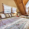 Отель Moose Crossing - Three Bedroom Cabin, фото 3