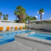 Отель Wexler Steel House 4 - Pool Spa and Grand Piano, фото 11