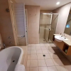 Отель Salt - 2brm apartment with Spa bath and Ocean Views, фото 9