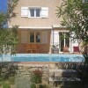 Отель Comfortable House With Private Pool and Enclosed Garden, Walking Distance Bakery, фото 13