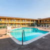 Отель Quality Inn & Suites near Downtown Bakersfield, фото 14