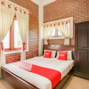 Отель SUPER OYO 3896 Villa Pesona Wisata Puncak, фото 12