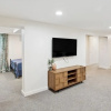 Отель Charming & Bright Crystal Home w/ Fire Table!, фото 19